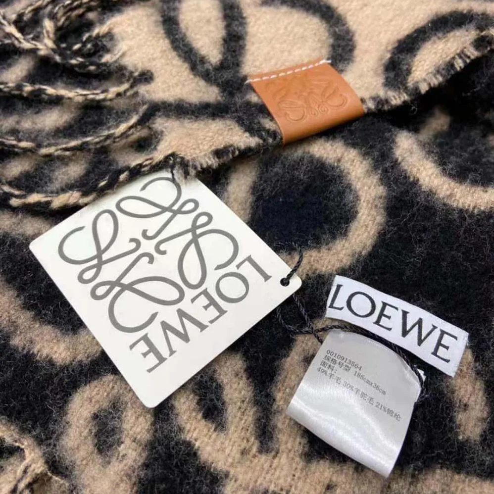 Loewe Anagram Scarf in Alpaca and Wool for Unisex in Black Loewe Anagram Scarf in Alpaca and Wool for Unisex in Black