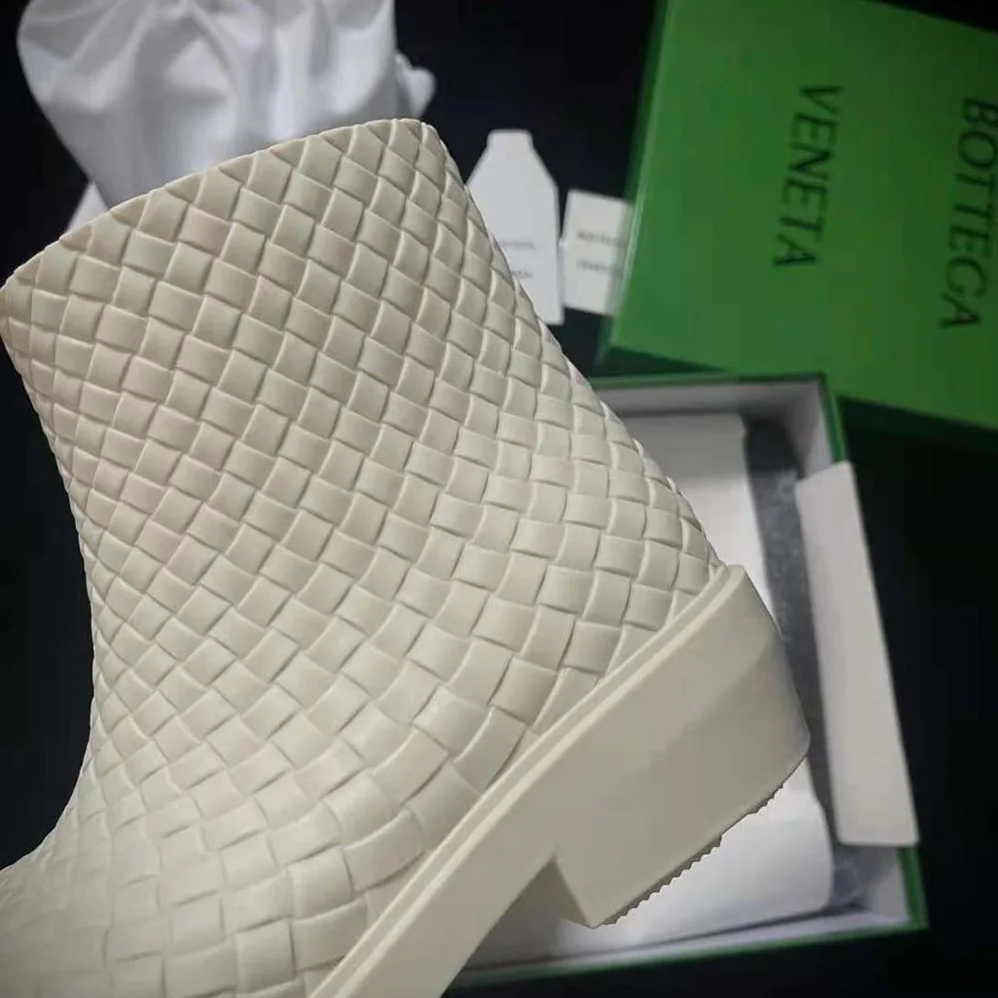 Bottega Veneta Fireman Ankle Boot for Unisex in White
