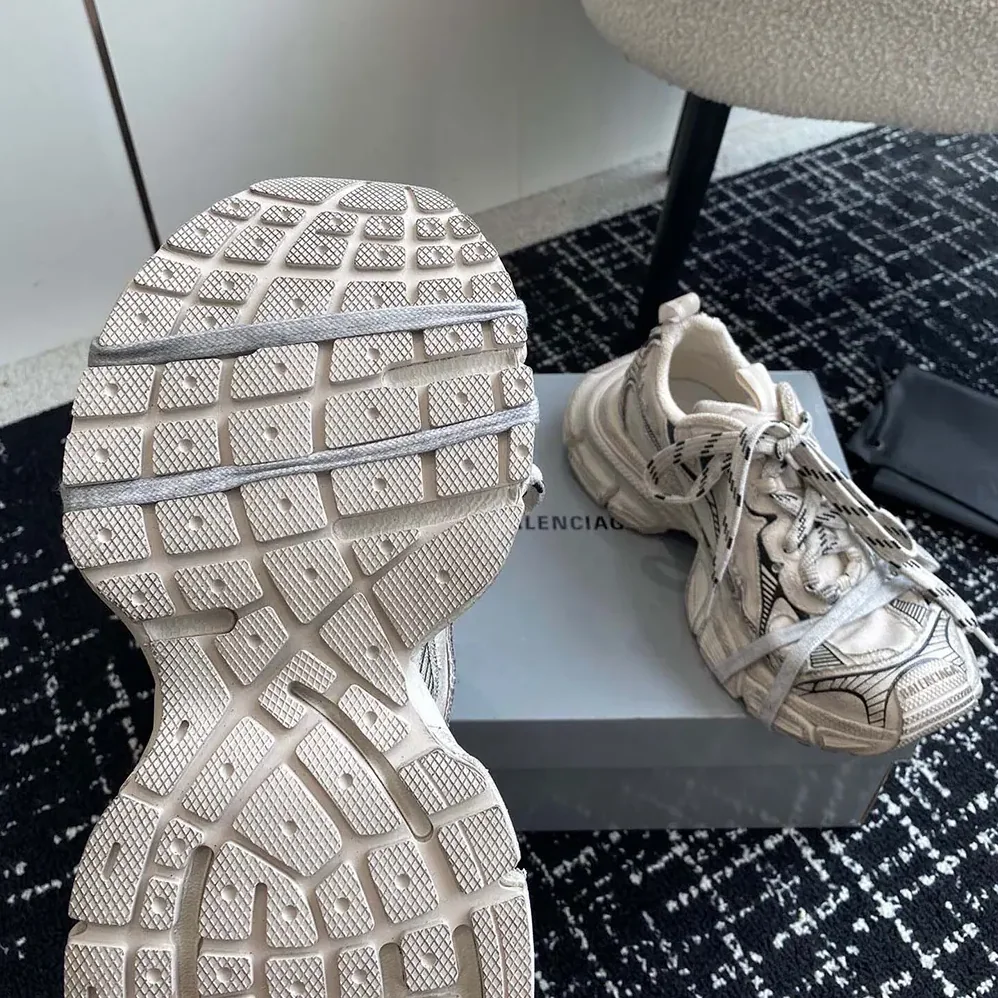 Balenciaga 3XL Sneaker in Beige Mesh and Polyurethane for Unisex