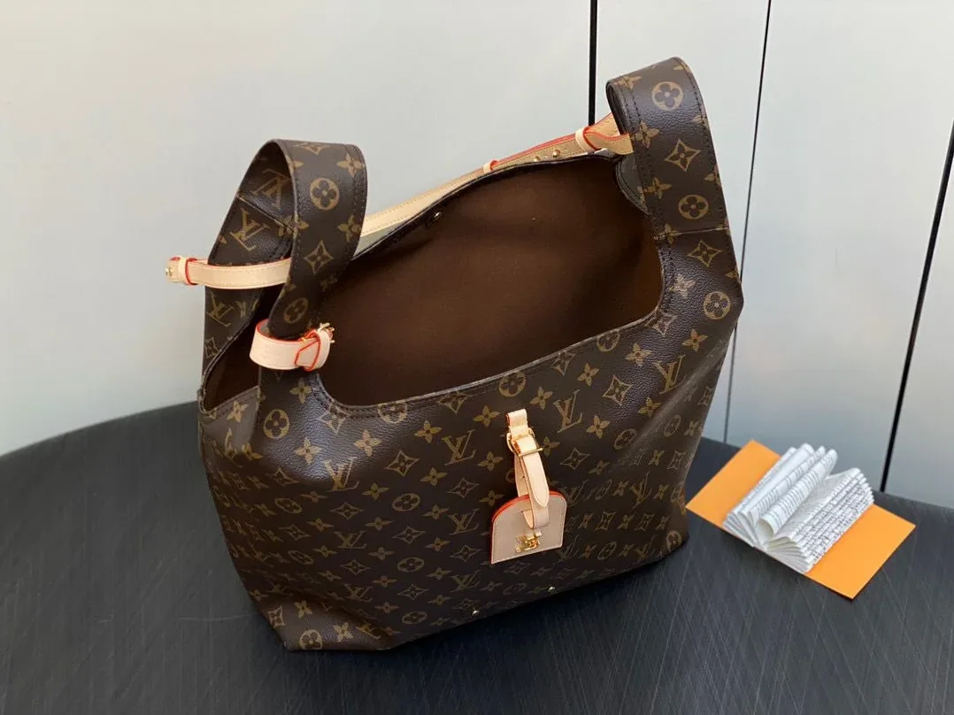Louis Vuitton Atlantis GM Brown / Louis Vuitton Atlantis GM Brown /