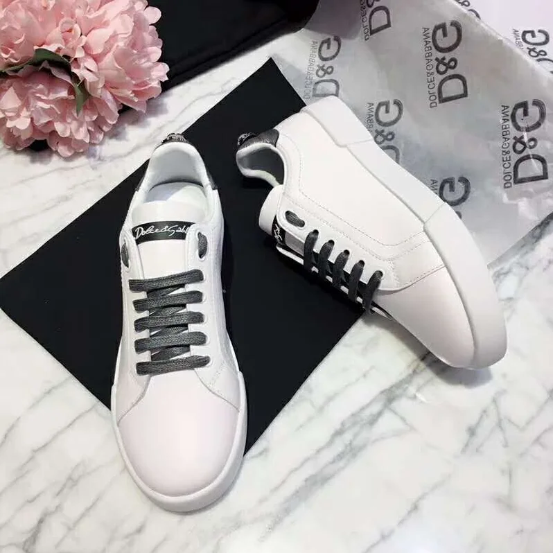 Dolce Gabbana D&G Shoes Zapatillas De Piel Con Aplicacion for Women