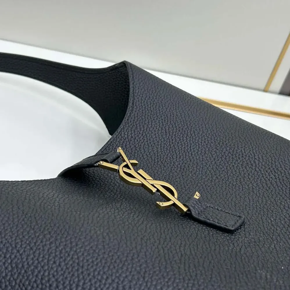 Saint Laurent YSL Le 5 à 7 Hobo in Grained Leather for Women in Black