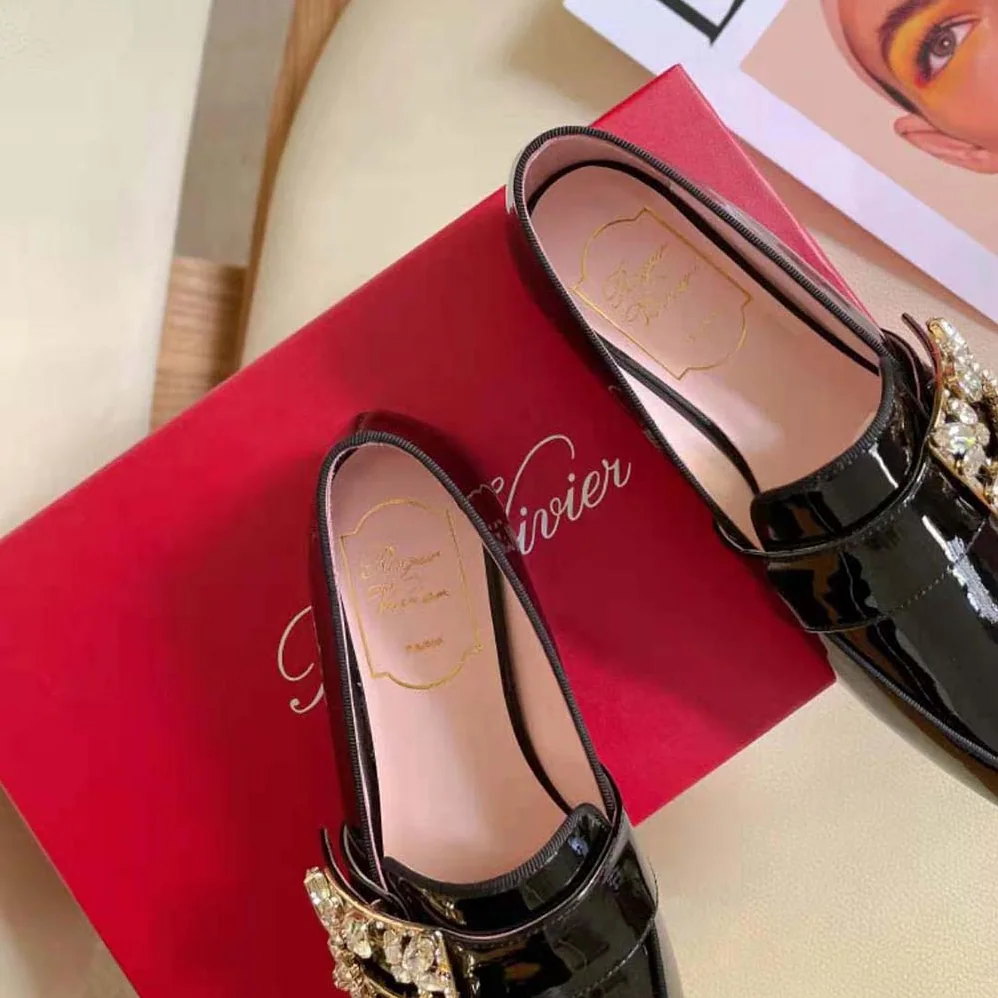 Roger Vivier Mini Broche Vivier Buckle Loafers in Patent Leather for Women in Black Roger Vivier Mini Broche Vivier Buckle Loafers in Patent Leather for Women in Black