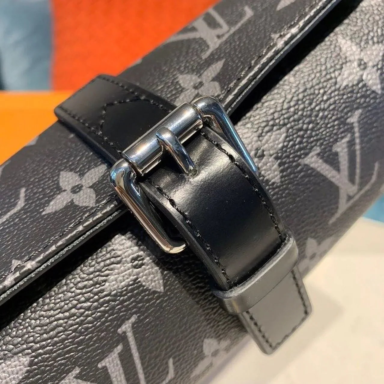 Louis Vuitton 3 Watch Case Monogram Eclipse Canvas Louis Vuitton 3 Watch Case Monogram Eclipse Canvas