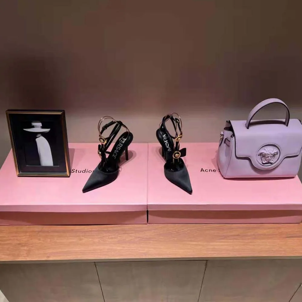 Versace Gianni Ribbon Cage Satin Pumps for Women in Black Versace Gianni Ribbon Cage Satin Pumps for Women in Black