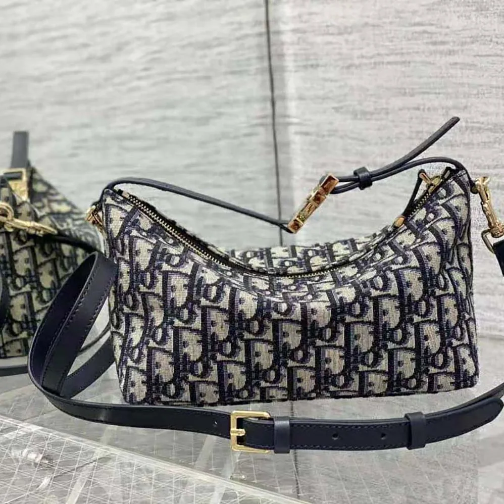 Dior Medium Diortravel Nomad Pouch Blue Dior Oblique Jacquard for Women Dior Medium Diortravel Nomad Pouch Blue Dior Oblique Jacquard for Women
