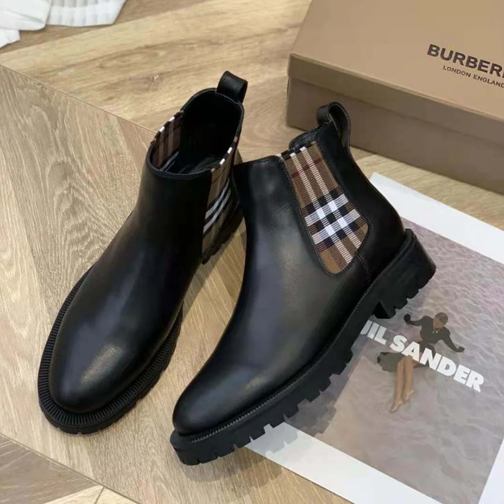 Burberry Vintage Check Detail Leather Chelsea Boots for Women in Black Burberry Vintage Check Detail Leather Chelsea Boots for Women in Black