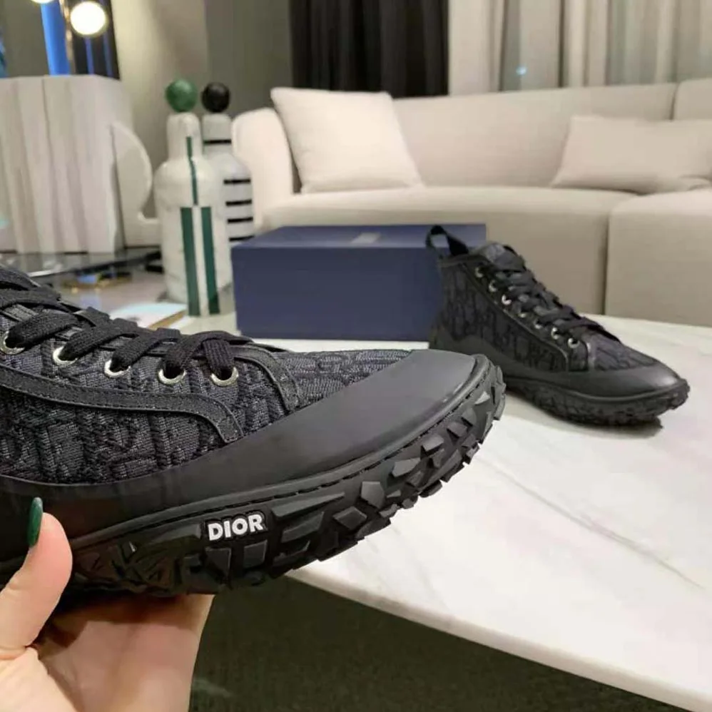 Dior B28 High-top Sneaker Black Dior Oblique Jacquard and Rubber for Unisex Dior B28 High-top Sneaker Black Dior Oblique Jacquard and Rubber for Unisex