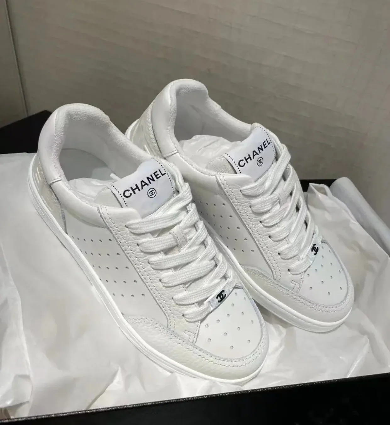 Chanel Sneakers White , Shoes / for Women