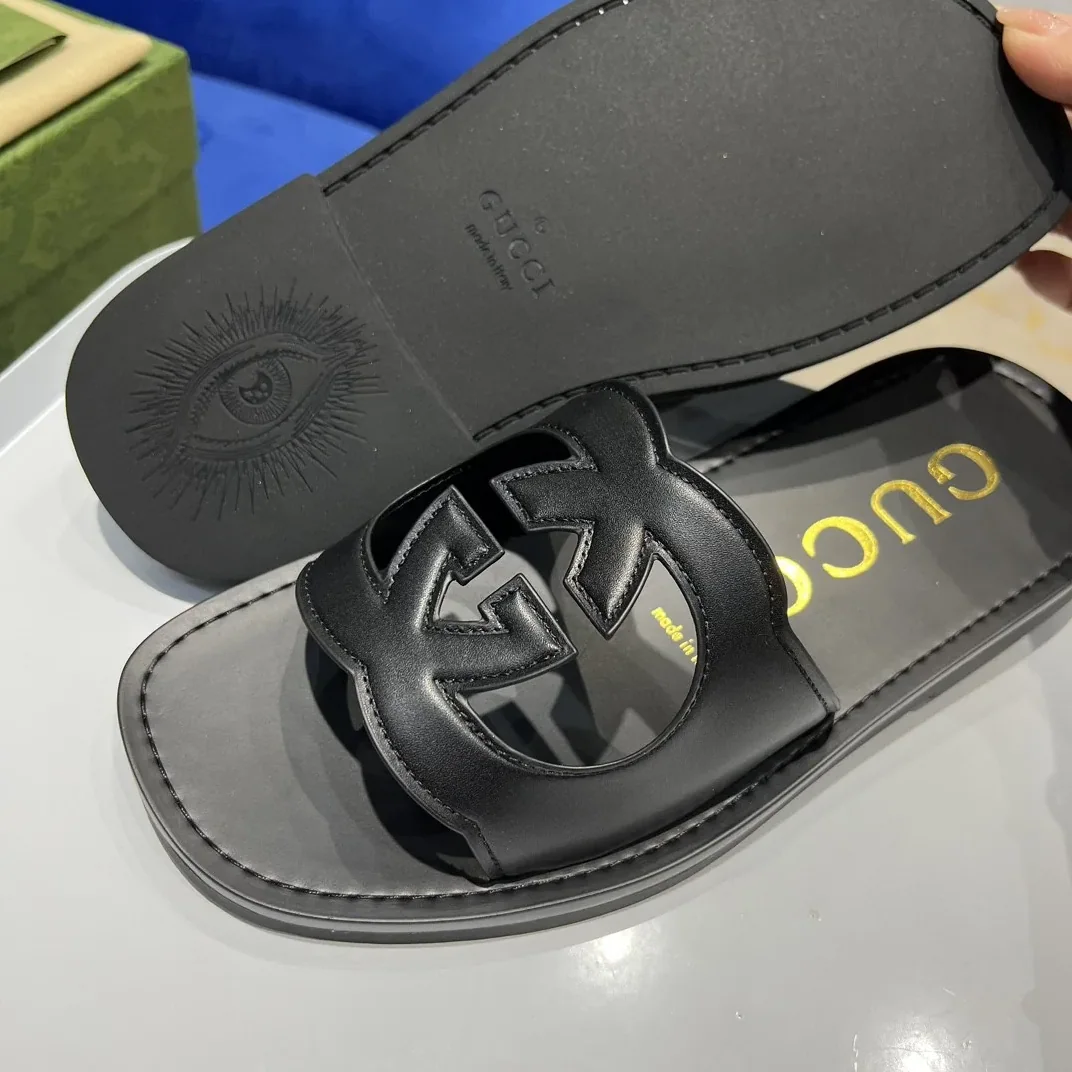 Gucci Interlocking-G Cut in Out Slide Sandal Black Gucci Interlocking-G Cut in Out Slide Sandal Black