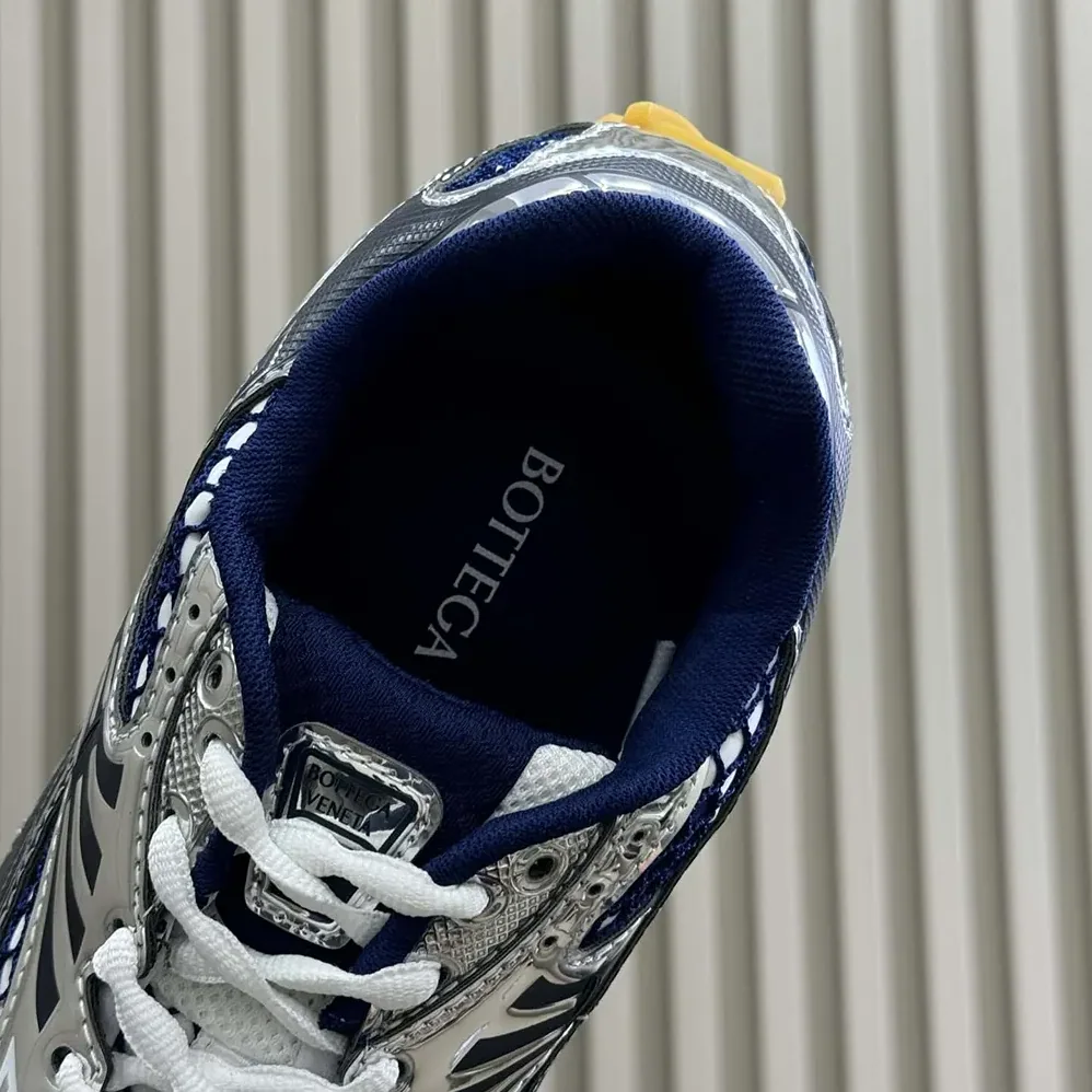 Bottega Veneta Orbit Sneaker for Unisex in Navy