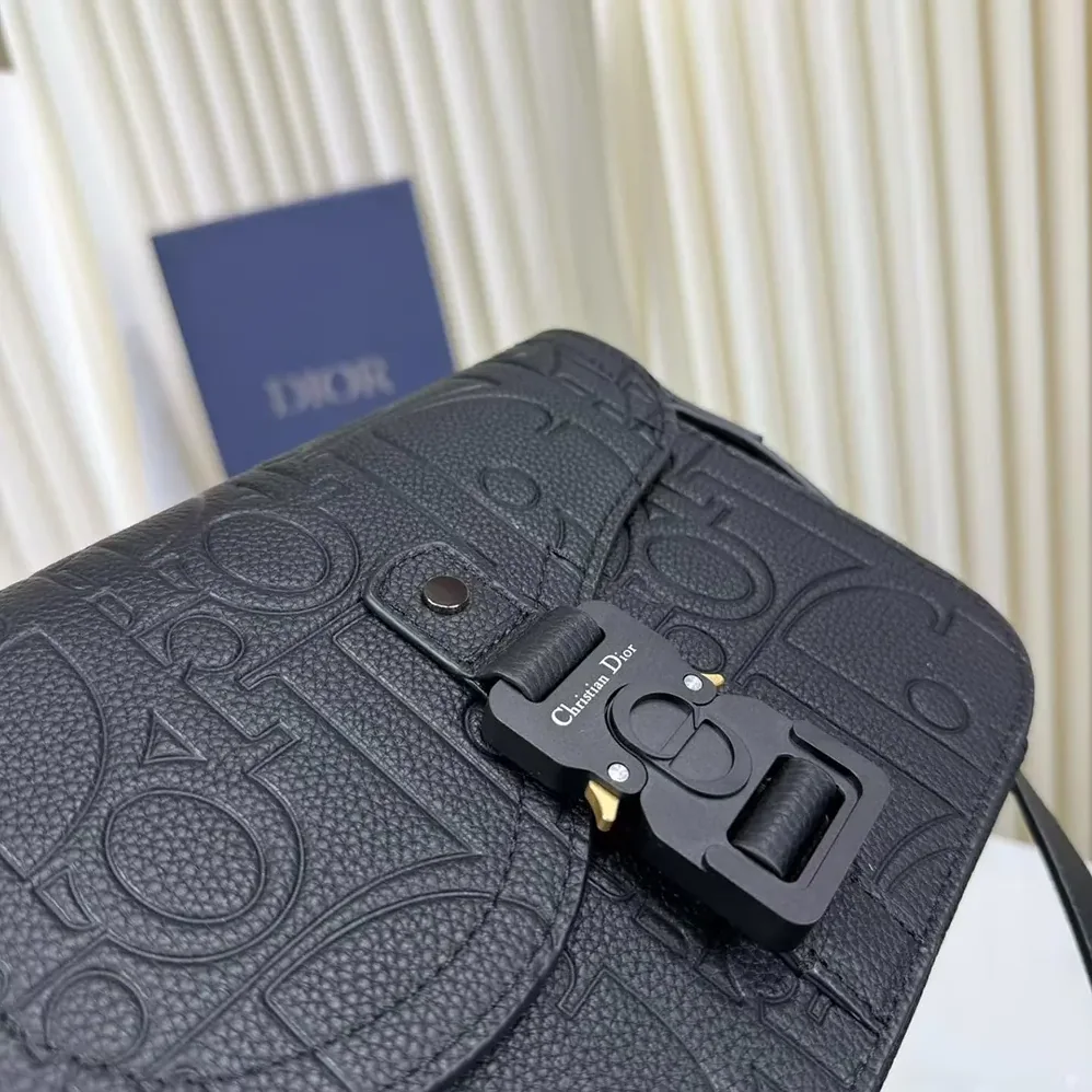 Dior Small Saddle Messenger Bag with Flap Black Dior Gravity Leather for Men