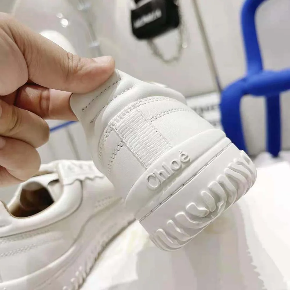 Chloe Franckie Low-Top Sneaker in Smooth Calfskin for Women in White Chloe Franckie Low-Top Sneaker in Smooth Calfskin for Women in White
