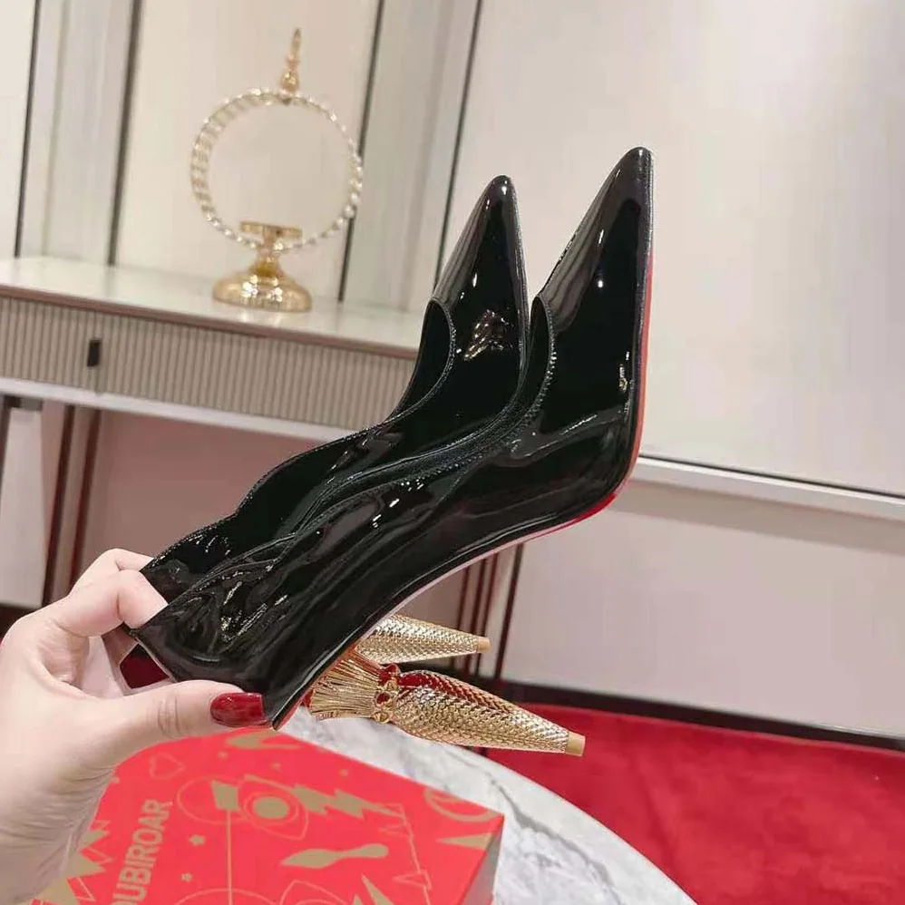 Christian Louboutin Lipchick Pump 100 mm Heel Height for Women in Black Christian Louboutin Lipchick Pump 100 mm Heel Height for Women in Black
