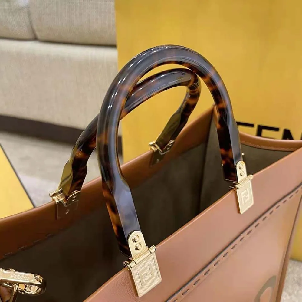 Fendi Sunshine Shopper Leather Shopper for Women in Brown Fendi Sunshine Shopper Leather Shopper for Women in Brown