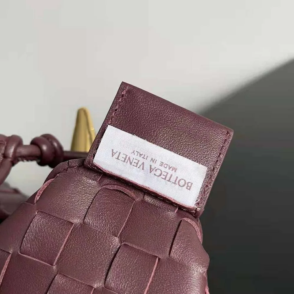 Bottega Veneta Sardine Top Handle Bag for Women in Maroon Bottega Veneta Sardine Top Handle Bag for Women in Maroon