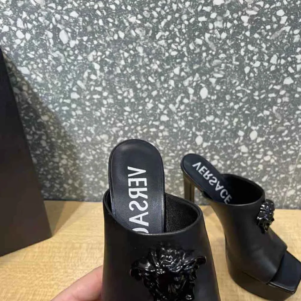 Versace La Medusa Platform Mules in Calf Leather for Women in Black Versace La Medusa Platform Mules in Calf Leather for Women in Black