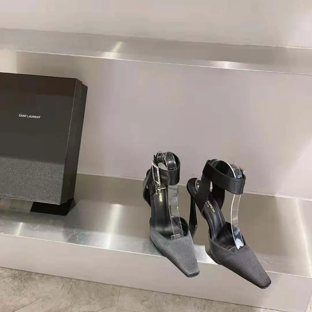 Saint Laurent YSL Fanny Slingback Pumps in Crepe Satin for Women Saint Laurent YSL Fanny Slingback Pumps in Crepe Satin for Women
