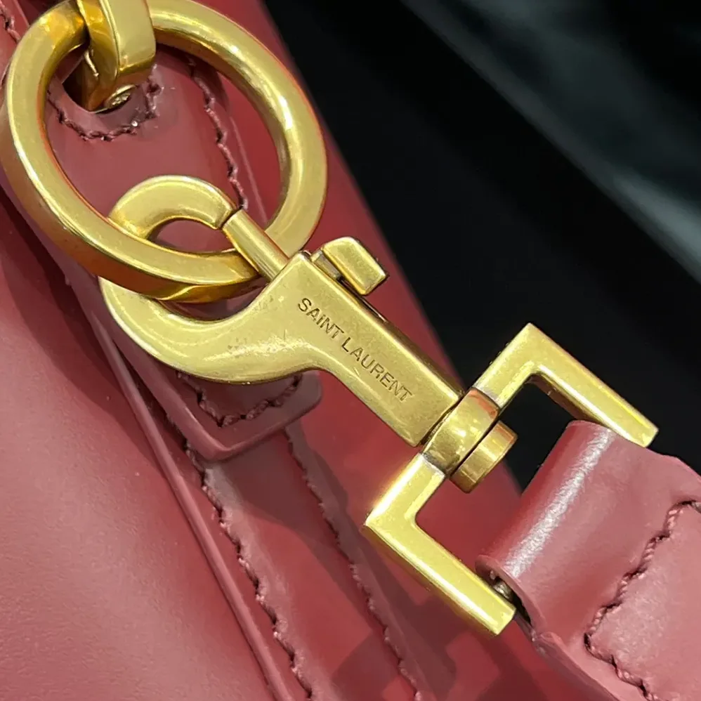 Saint Laurent YSL Le 37 Small in Shiny Leather for Women in Maroon Saint Laurent YSL Le 37 Small in Shiny Leather for Women in Maroon