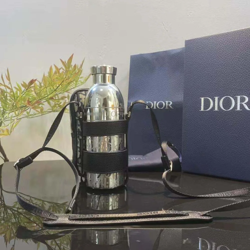 Dior Aqua Bottle with Shoulder Strap Off-White Grained Calfskin and Dior Oblique Stainless Steel for Unisex