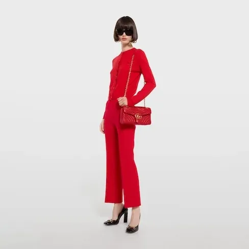 Gucci Marmont Medium Shoulder Bag in Bright Red Gold Hardware Gucci Marmont Medium Shoulder Bag in Bright Red Gold Hardware