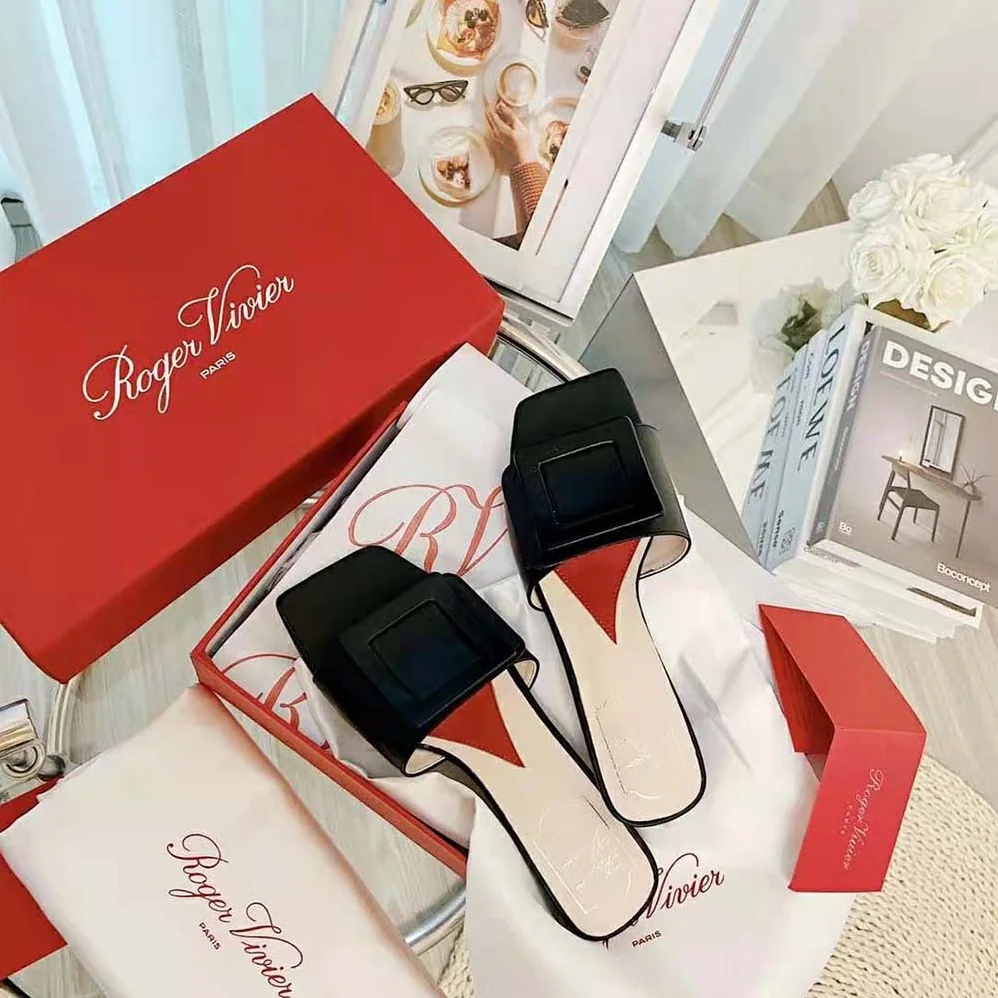 Roger Vivier Covered Buckle Mules in Patent Leather for Women in Black Roger Vivier Covered Buckle Mules in Patent Leather for Women in Black