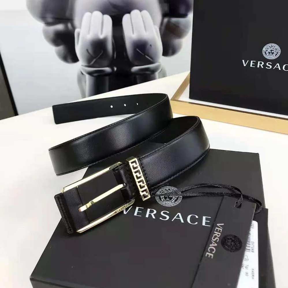 Versace Greca Accent Leather Belt for Unisex in Black Versace Greca Accent Leather Belt for Unisex in Black