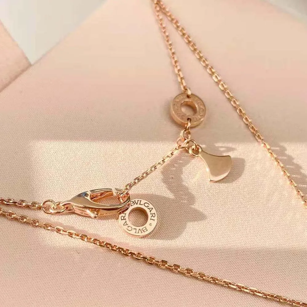 Bvlgari DIVAS' DREAM Necklace in 18 KT Rose Gold Set for Women in Pink