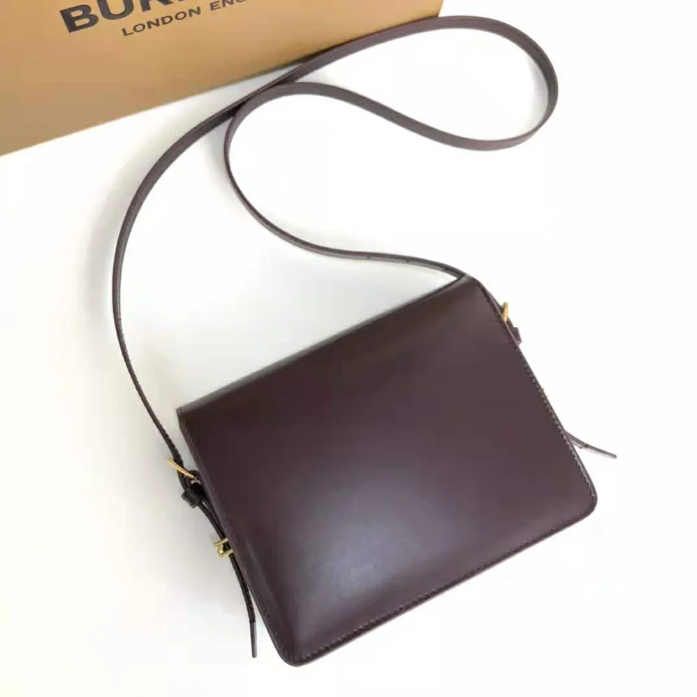 Burberry Small Two-tone Leather Grace Bag for Women in Maroon