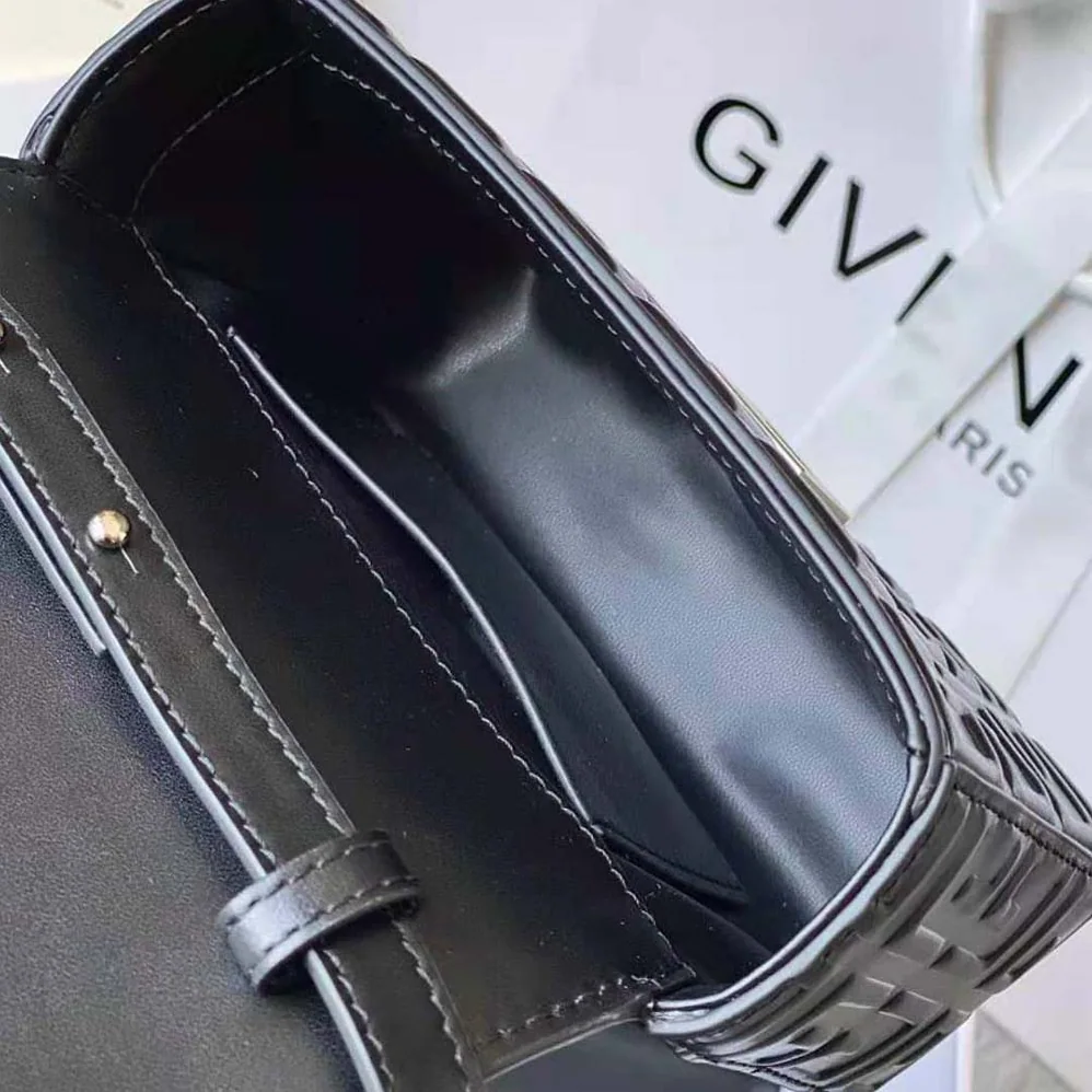 Givenchy Small 4g Bag in 4g Patent Leather for Women in Black