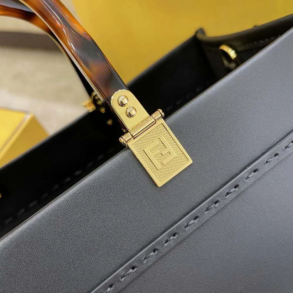 Fendi Sunshine Medium Leather Shopper for Women in Black Fendi Sunshine Medium Leather Shopper for Women in Black