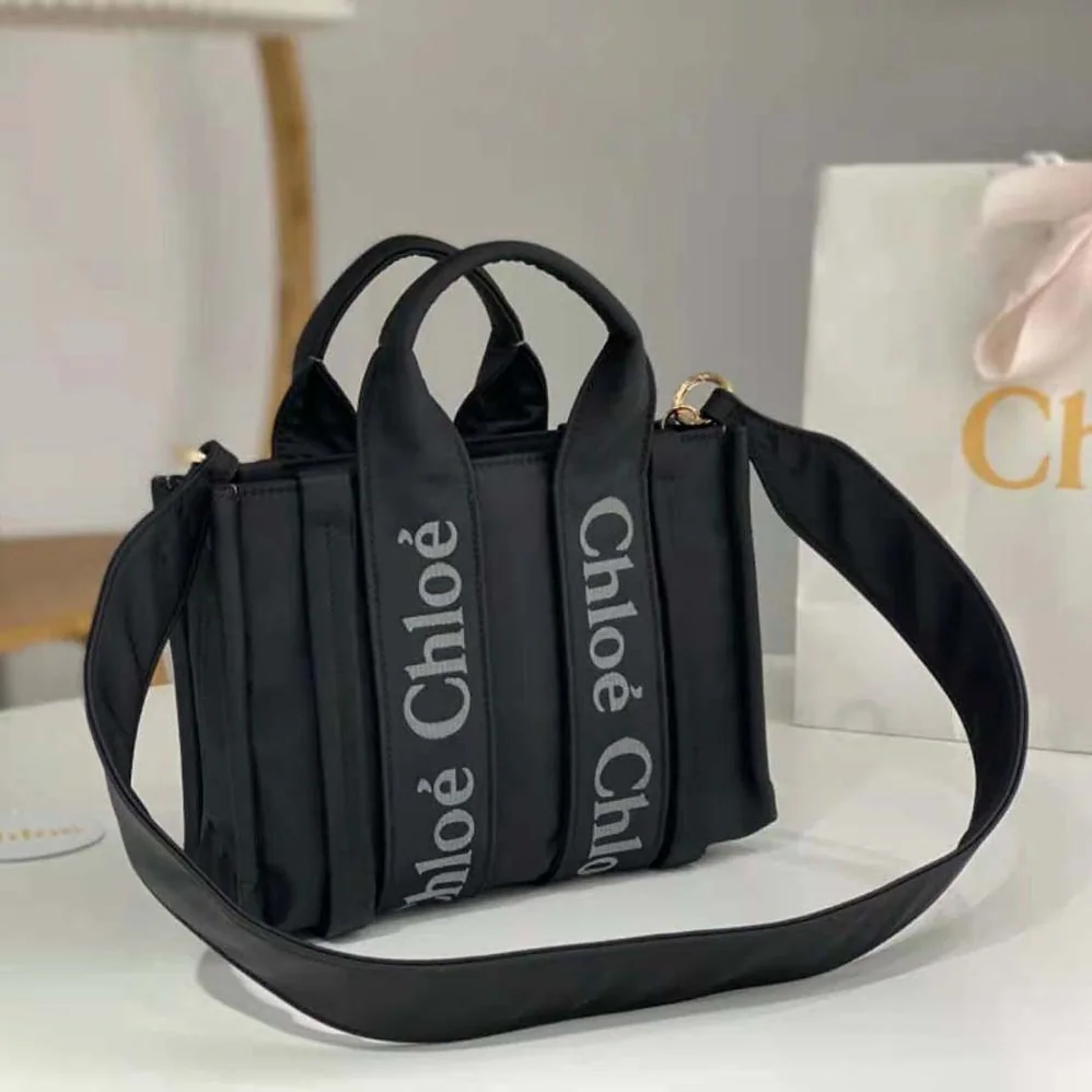 Chloe Small Woody Tote Bag for Women in Black