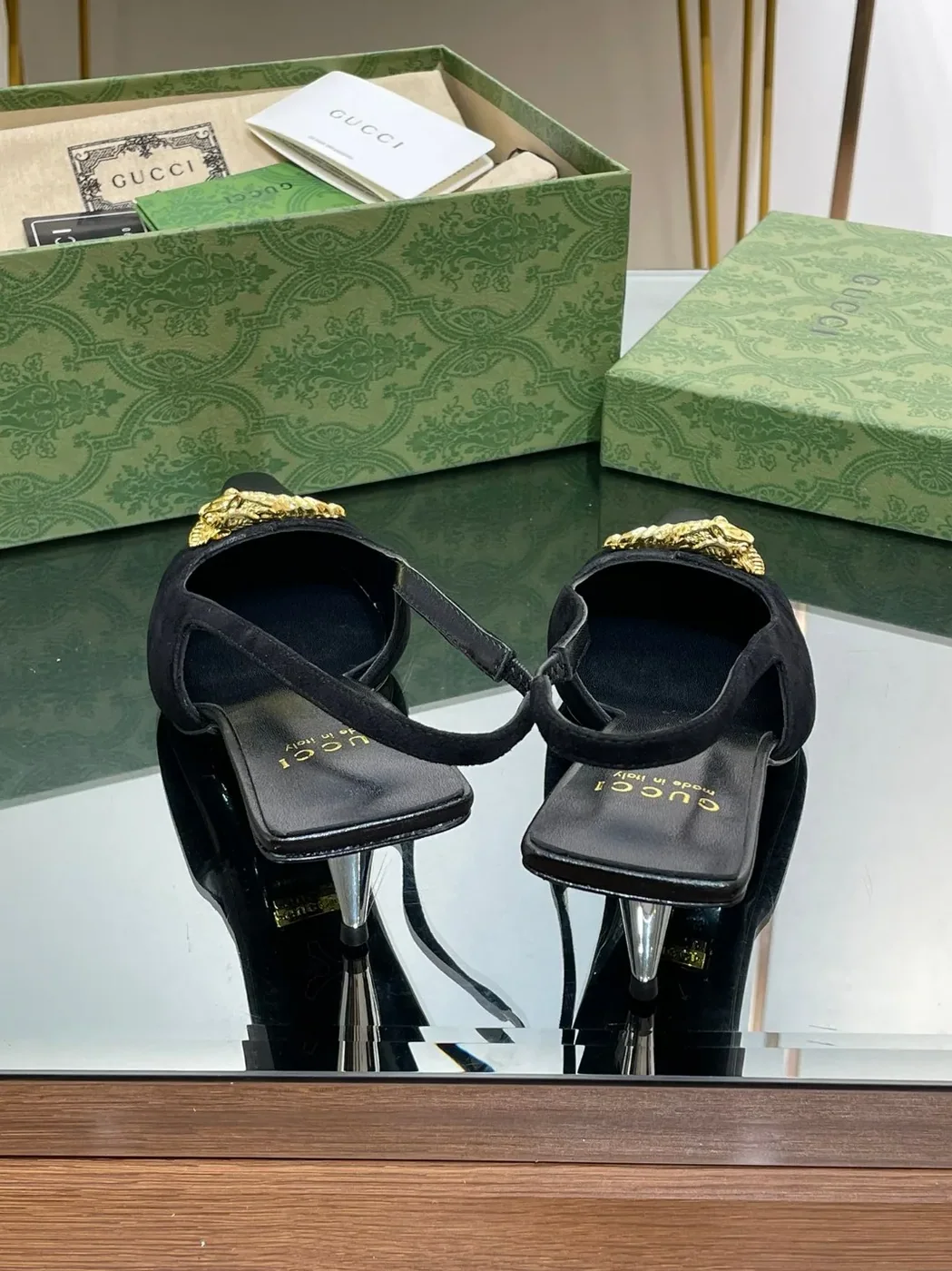 Gucci Gg Two-Tone Slingback Mid-Heel Pump Black And Light Black Gucci Gg Two-Tone Slingback Mid-Heel Pump Black And Light Black
