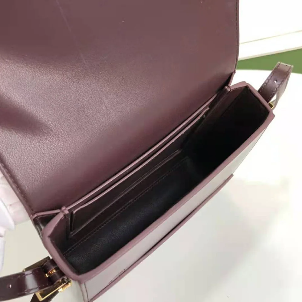 Burberry Small Two-tone Leather Grace Bag for Women in Maroon