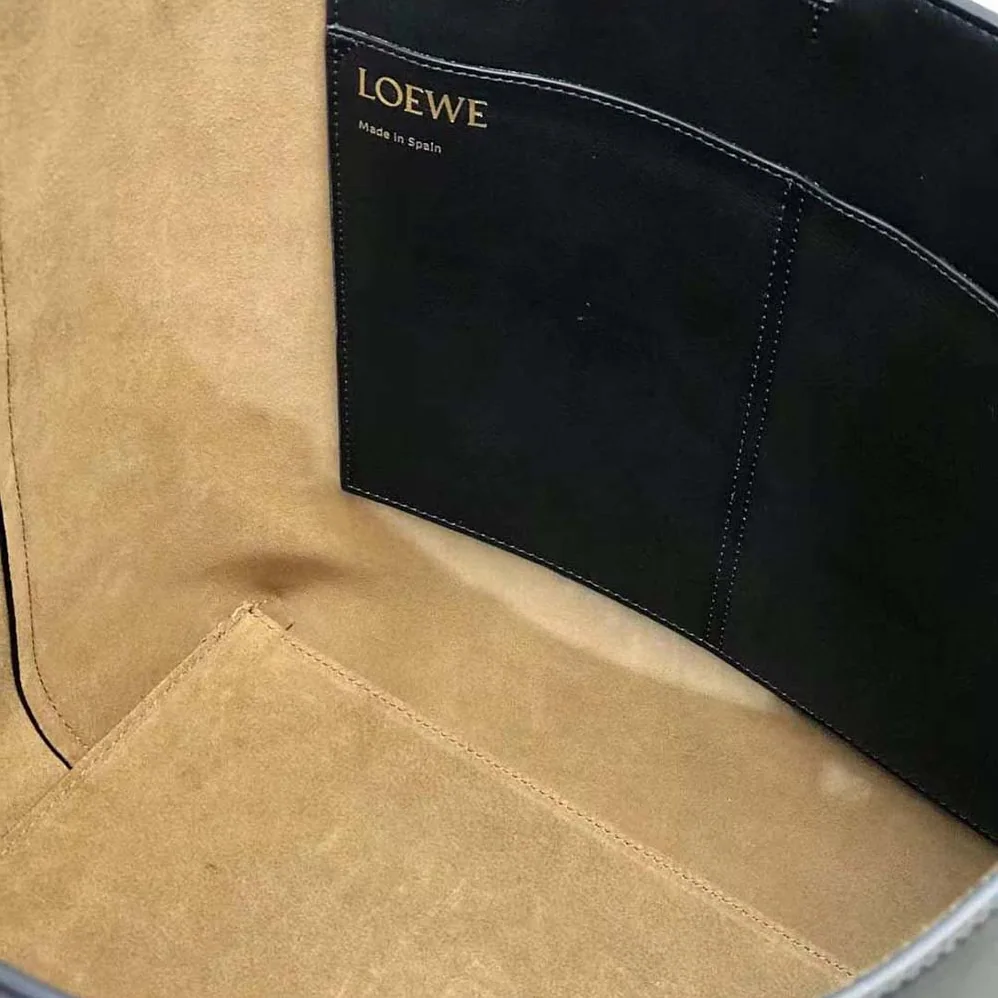 Loewe Anagram Tote in Classic Calfskin for Women in Black Loewe Anagram Tote in Classic Calfskin for Women in Black
