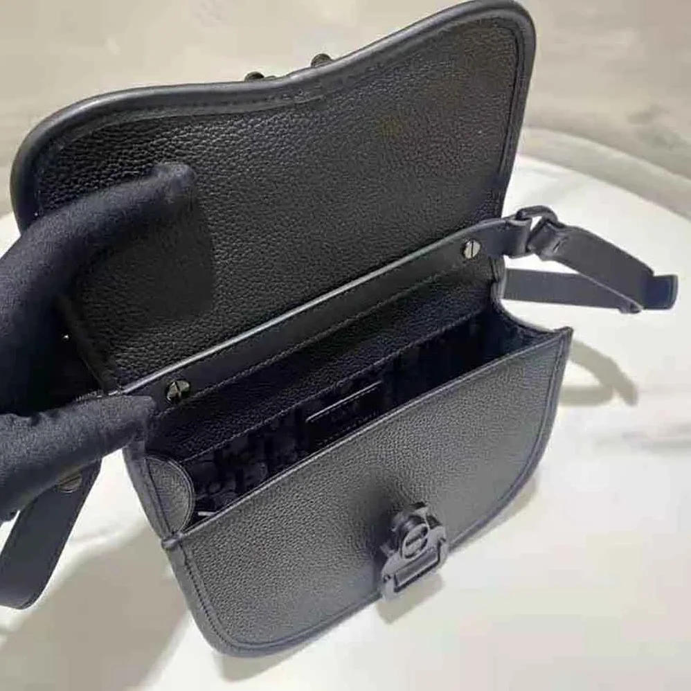 Dior Gallop Messenger Bag Black Grained Calfskin for Men