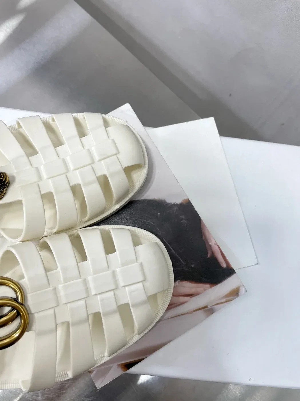 Gucci Rubber Buckle Strap Sandal White for Men Gucci Rubber Buckle Strap Sandal White for Men