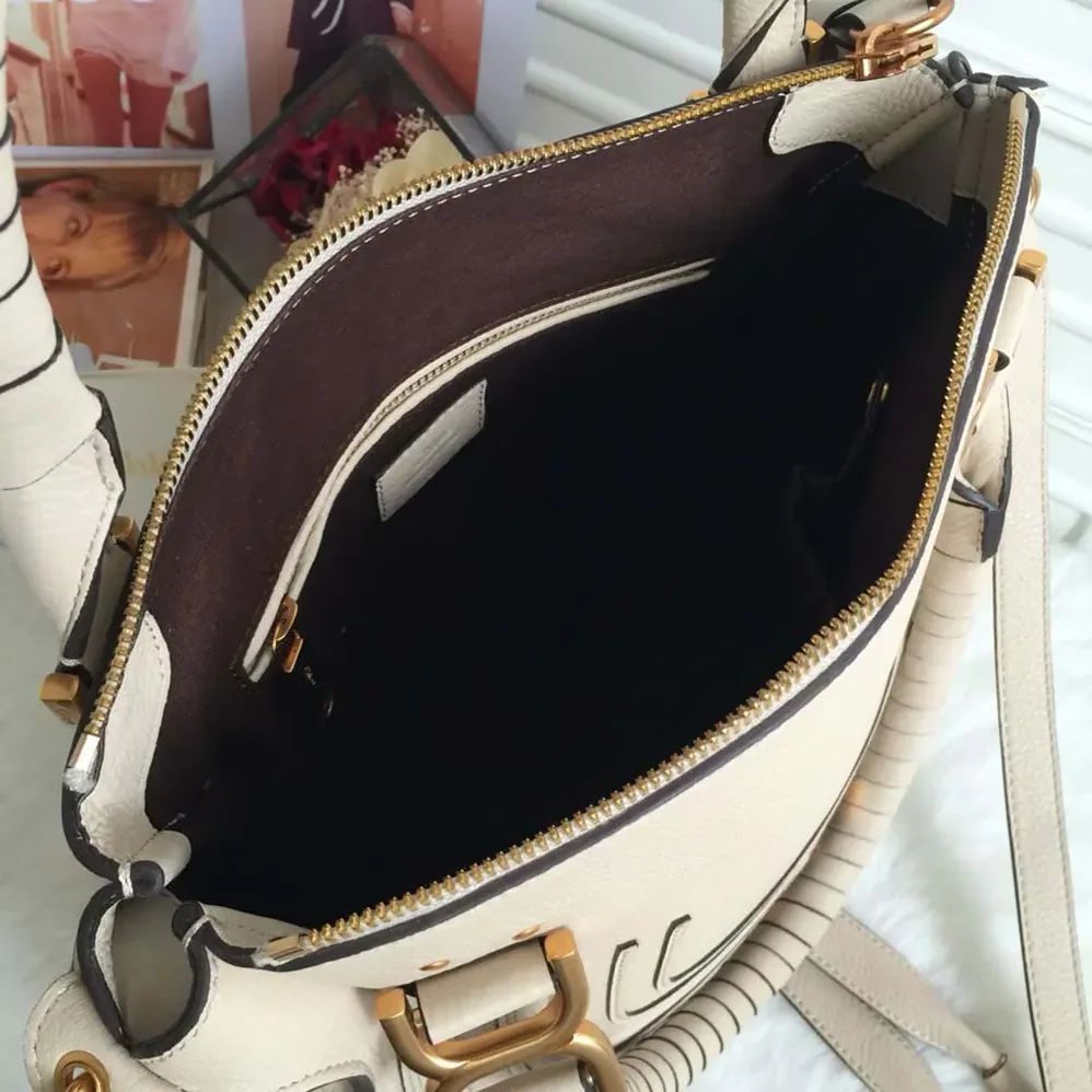 Chloe Marcie Bag in Grained Leather for Women in Beige Chloe Marcie Bag in Grained Leather for Women in Beige