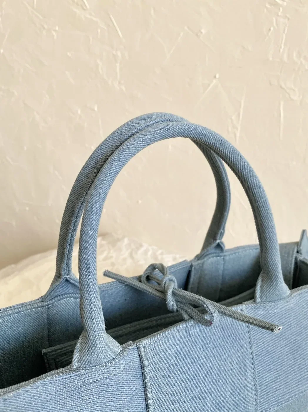 Bottega Veneta Mini Arco Tote Bag Grey Bottega Veneta Mini Arco Tote Bag Grey
