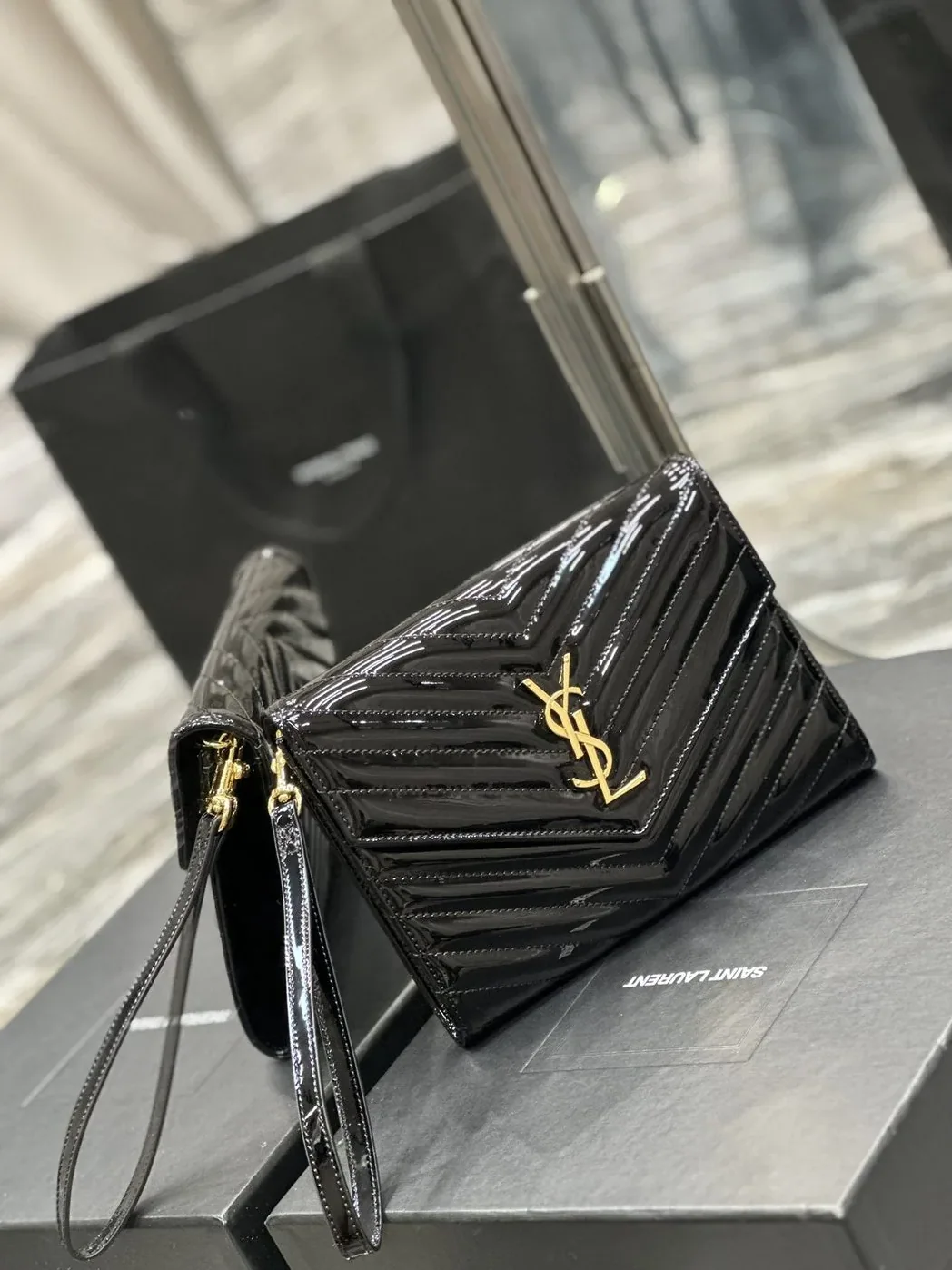 Saint Laurent Cassandre Matelasse Black / Saint Laurent Cassandre Matelasse Black /