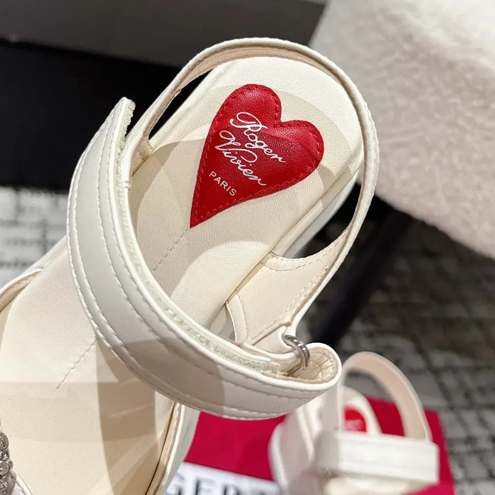 Roger Vivier Slidy Viv' Wedge Sandals in Leather for Women in White