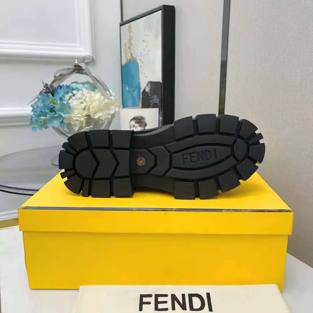 Fendi Force Black Leather Chelsea Boots for Women Fendi Force Black Leather Chelsea Boots for Women