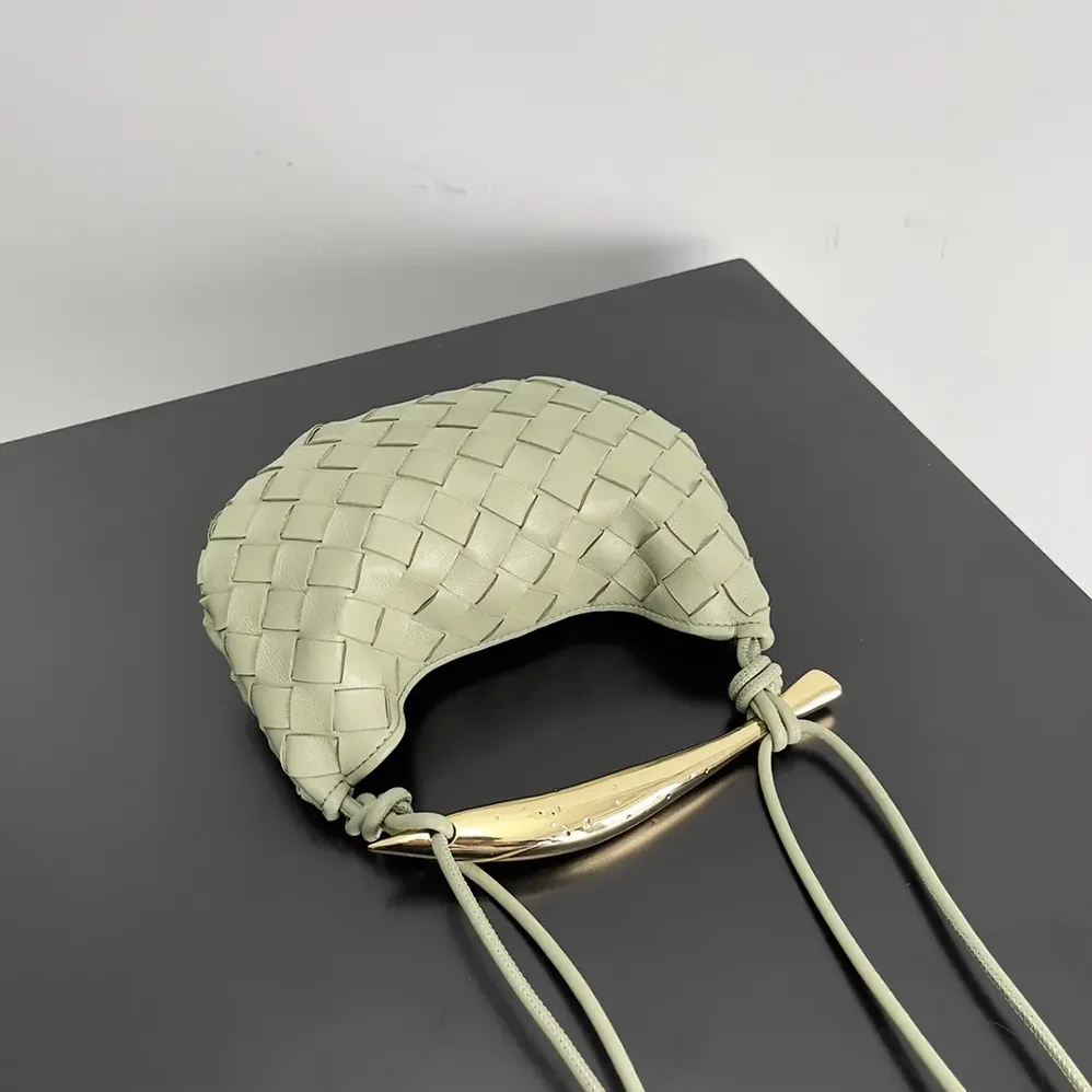Bottega Veneta Baby Sardine for Women in Green Bottega Veneta Baby Sardine for Women in Green