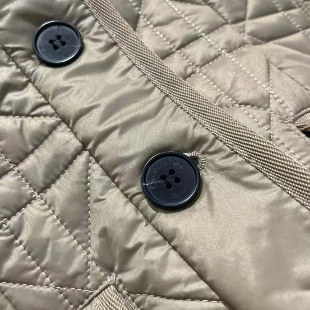 Dior Macrocannage Fitted Jacket with Puff Sleeves Beige Cotton Gabardine for Women Dior Macrocannage Fitted Jacket with Puff Sleeves Beige Cotton Gabardine for Women