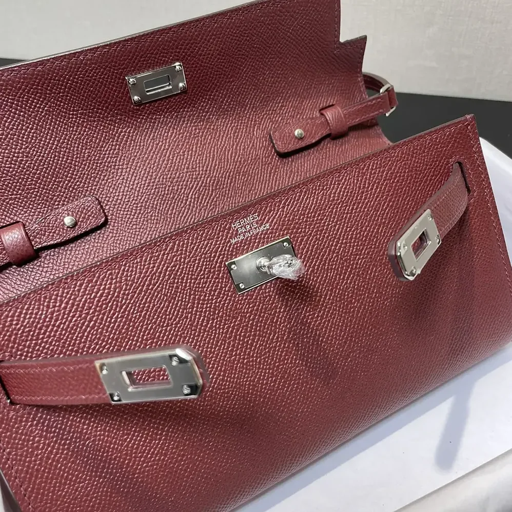 Hermes Kelly To Go in Epsom Leather for Women in Maroon