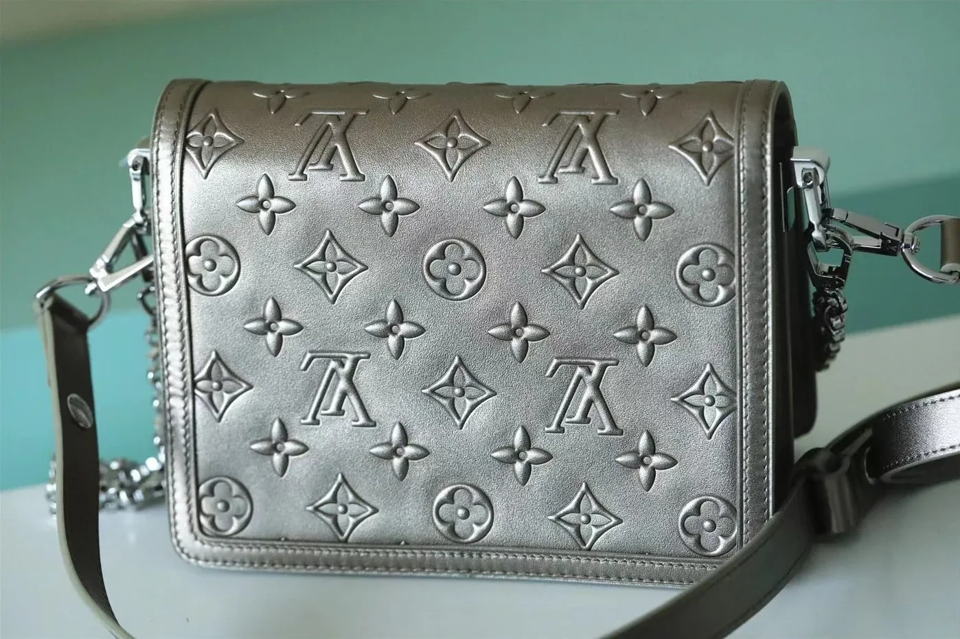 Louis Vuitton Mini Dauphine Taupe / Louis Vuitton Mini Dauphine Taupe /