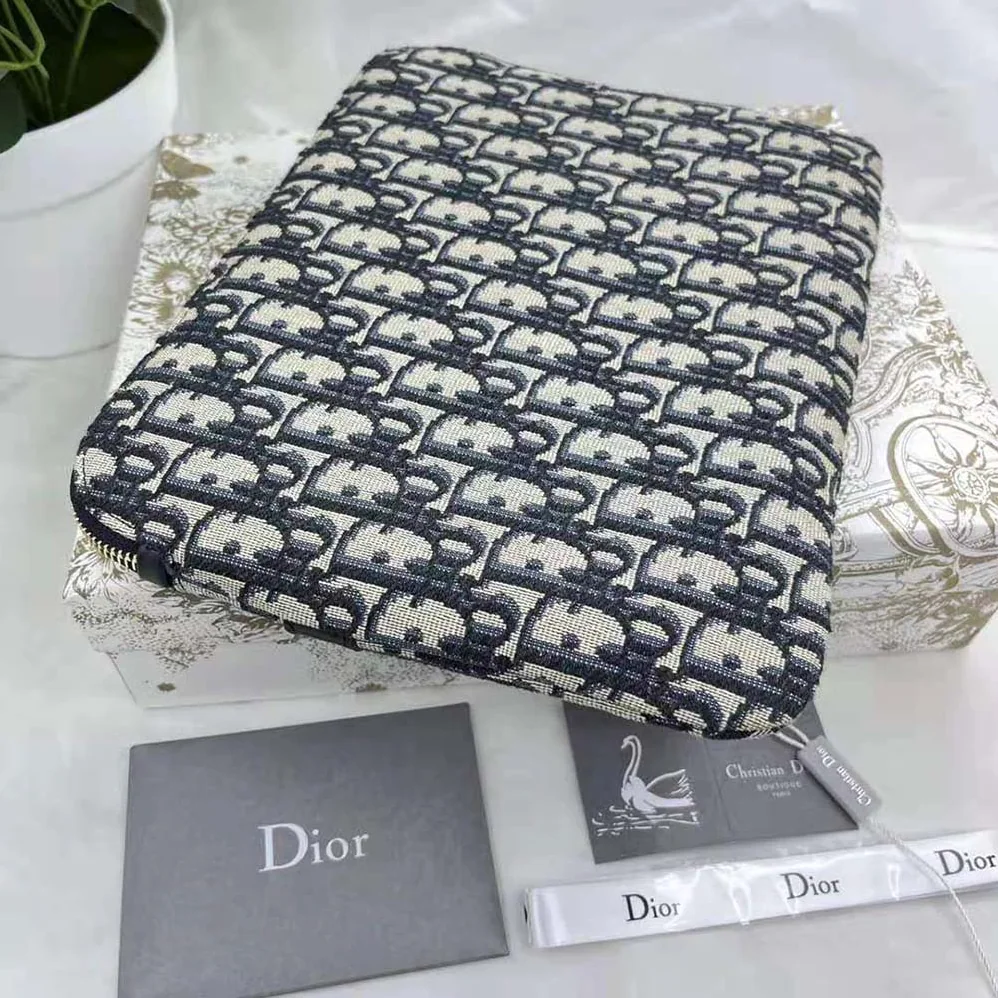 Dior Diortravel Travel Kit Blue Dior Oblique Jacquard for Women