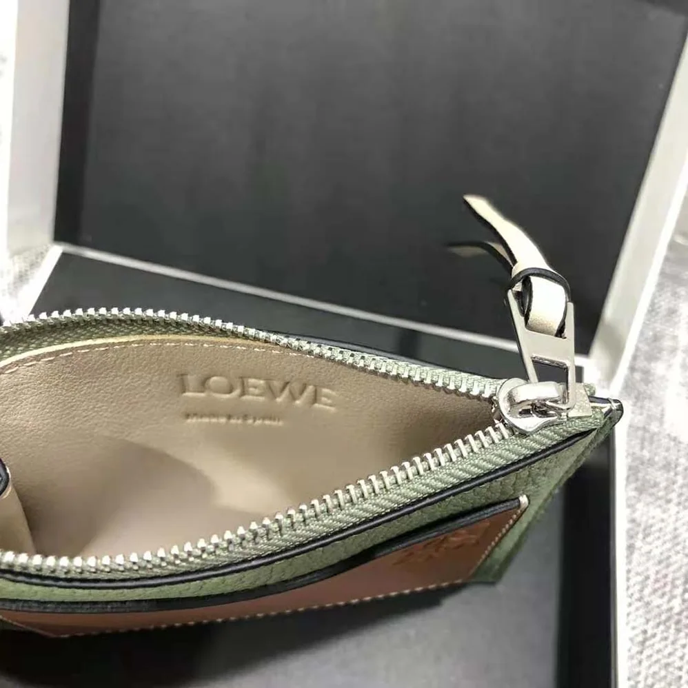 Loewe Coin Cardholder in Soft Grained Calfskin for Women in Lime Loewe Coin Cardholder in Soft Grained Calfskin for Women in Lime