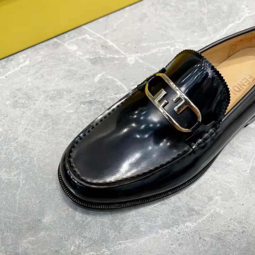 Fendi Black Leather Loafers with Fendi O'Lock Motif for Men Fendi Black Leather Loafers with Fendi O'Lock Motif for Men