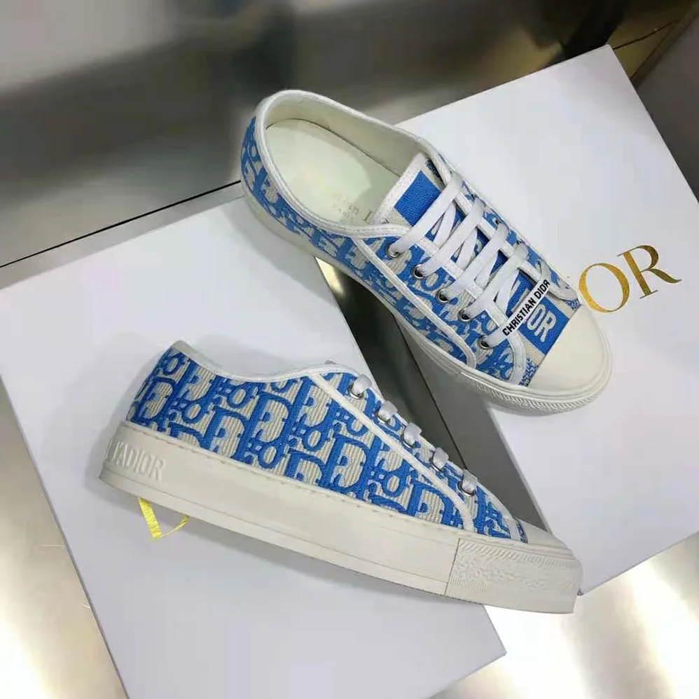 Dior Walk'N'Dior Sneaker Cornflower Blue Dior Oblique Embroidered Cotton for Women Dior Walk'N'Dior Sneaker Cornflower Blue Dior Oblique Embroidered Cotton for Women